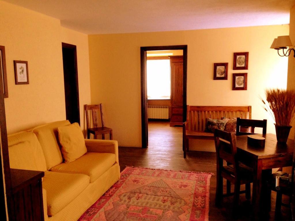 Hotel Tavernier Courmayeur Buitenkant foto