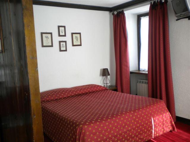 Hotel Tavernier Courmayeur Kamer foto